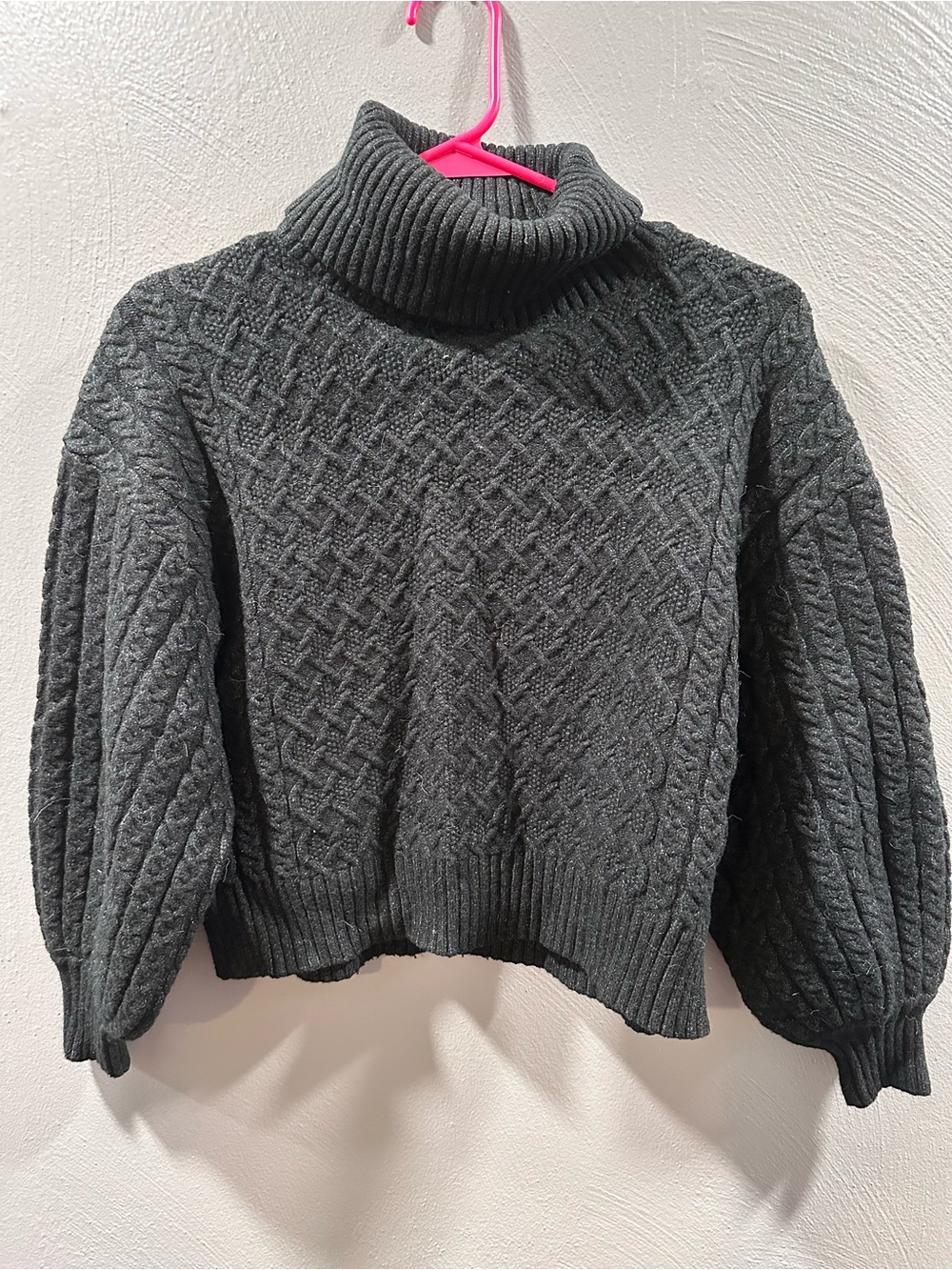Classic Cable Knit Turtleneck Sweater - Charcoal Gray